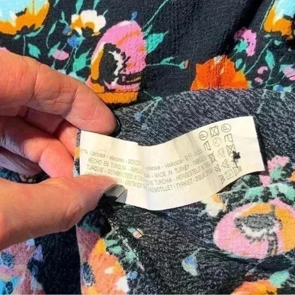 ZARA Trafaluc Floral  Top - Picture 12 of 13